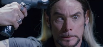 2014_09_25_11_03_27_The_Incredible_Burt_Wonderstone_Jim_Carrey_Drilling_a_hole_In_His_Head_HD_Yo.png