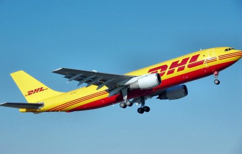 DHL.jpg