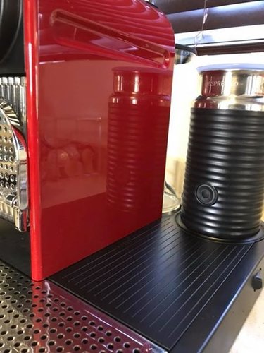 Nespresso_2.jpg Nespresso_2.jpg
