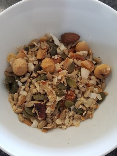 20180721_Granola in bowl.jpg