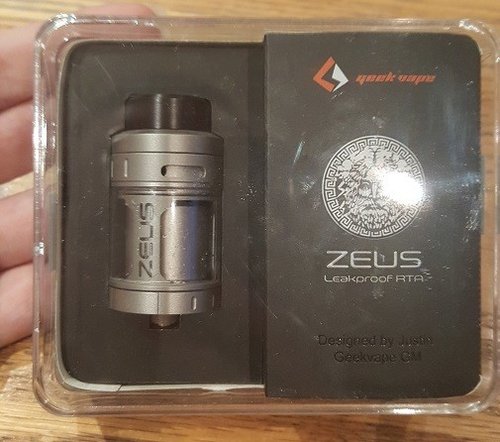 Zeus1.jpg Zeus1.jpg