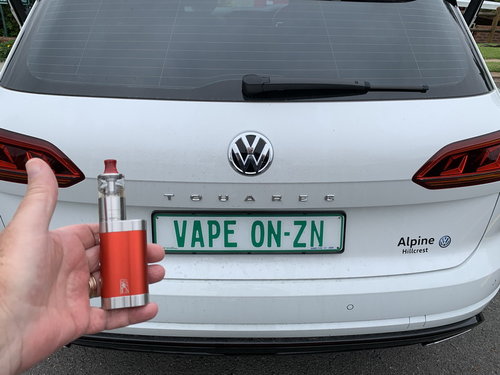 VapeOnZN2.jpg