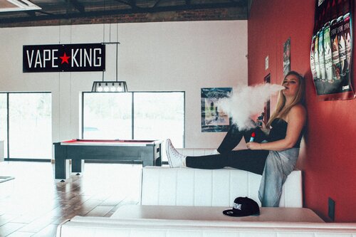 Vape King Crowthorne by VRTLY-15(1).jpg