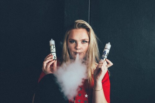 Vape King Crowthorne by VRTLY-3(2).jpg