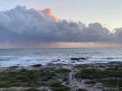 Storm on the horizon_Erna v.d. Merwe.jpg