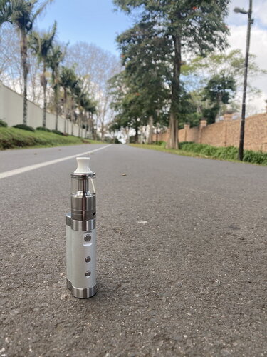 Walk Vape 210624 01.jpg