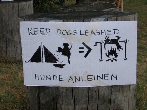 Keep dogs leashed.jpg