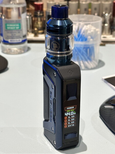 Geekvape L200 Kit 2.jpg