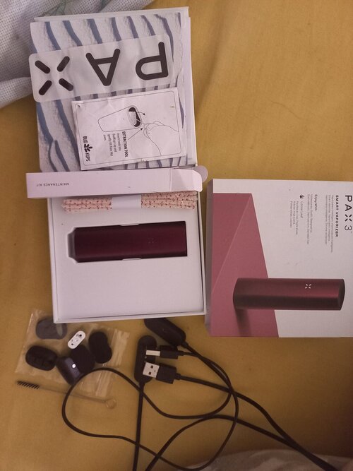 Pax 3 Burgundy Kit