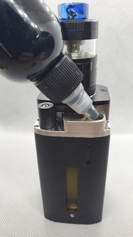 Squonk_Bottle_Fill.jpg