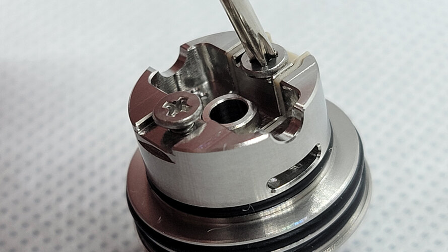 22 Deck Screw.jpg