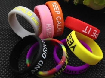 2015-e-cigarette-vape-band-silicon-rubber.jpg 2015-e-cigarette-vape-band-silicon-rubber.jpg