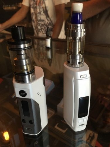 VapeMeet3.jpg