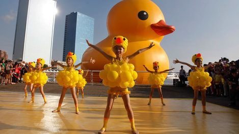 0919-giant-rubber-duck-taiwan.jpg