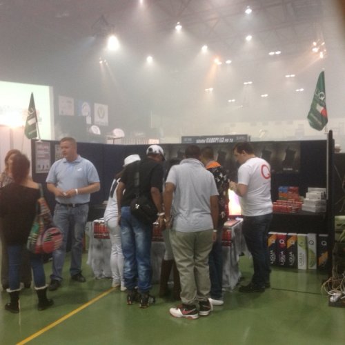 Selling at Vapecon2016.JPG