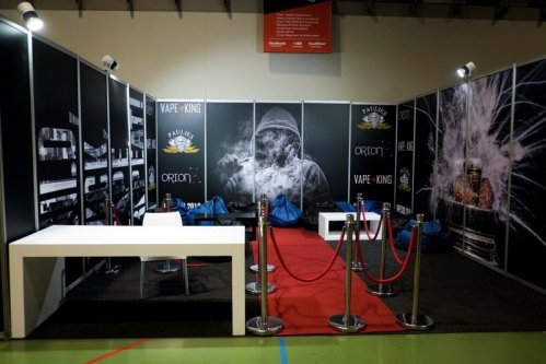 VapeCon_2016-7LowRes.JPG