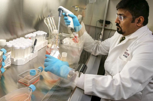 E-Cigarette-Researcher.jpg