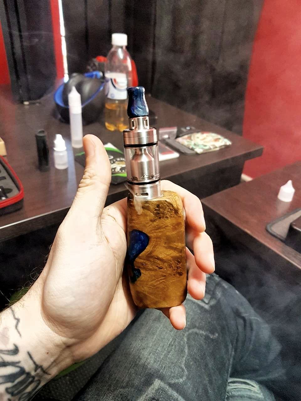 yi6KWB3.jpg