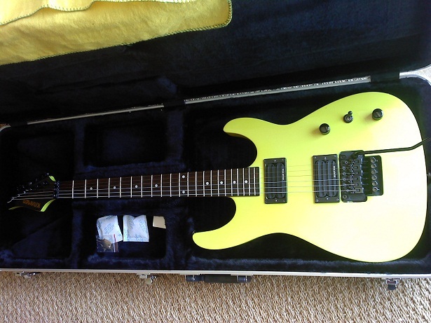 kramer-baretta-fr404-nuclear-yellow-118406.jpg