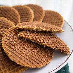 250px-Stroopwafels_01.jpg